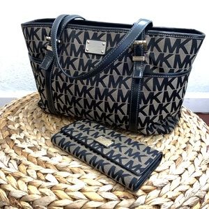 MK Tote bag with matching wallet